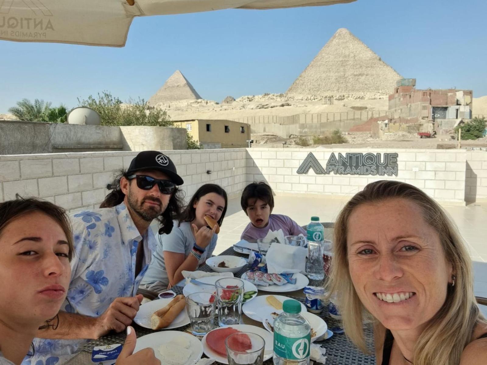 Antique Pyramids Inn Gíza Kültér fotó